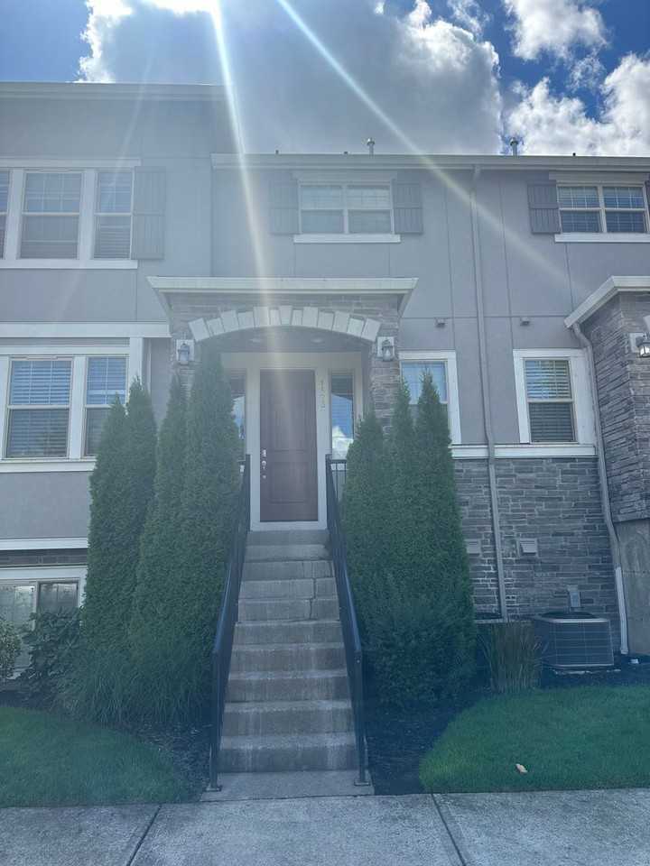 15232 Nw Marianna St - Photo 2 of 36