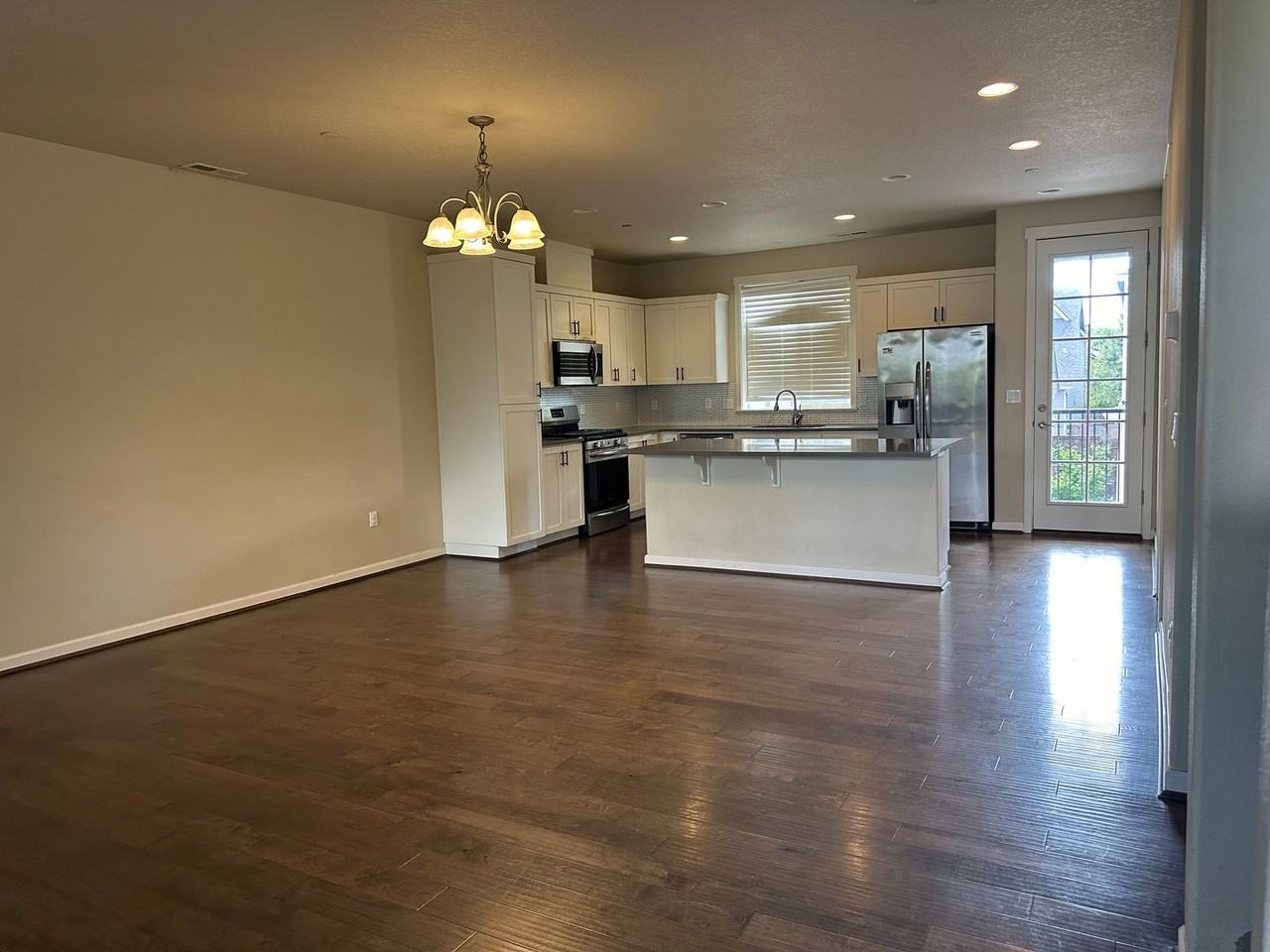 15232 Nw Marianna St - Photo 6 of 36