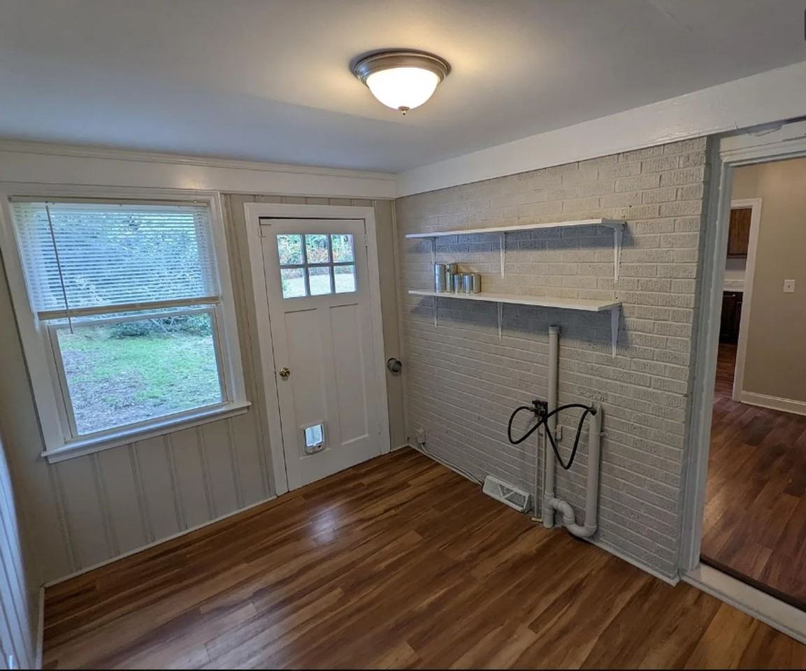 15 Sierra Ct - Photo 3 of 7