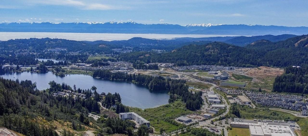 1999 Country Club Way - Photo 2 of 34