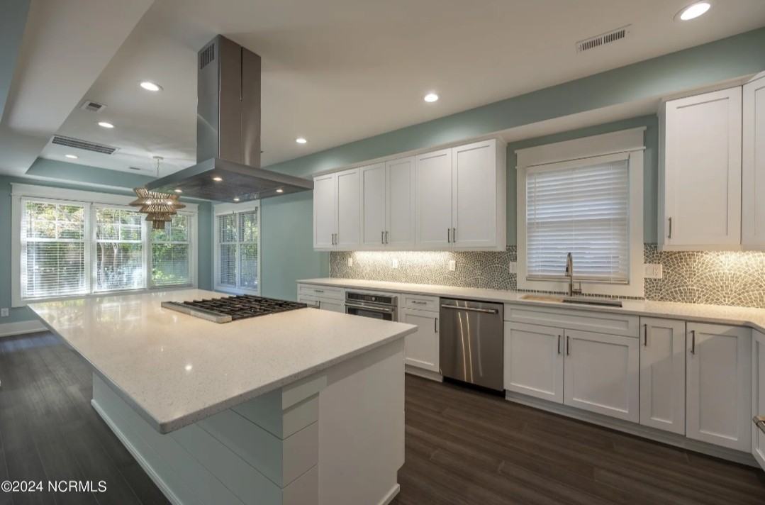 7110 Saybrook Dr #NA - Photo 2 of 39