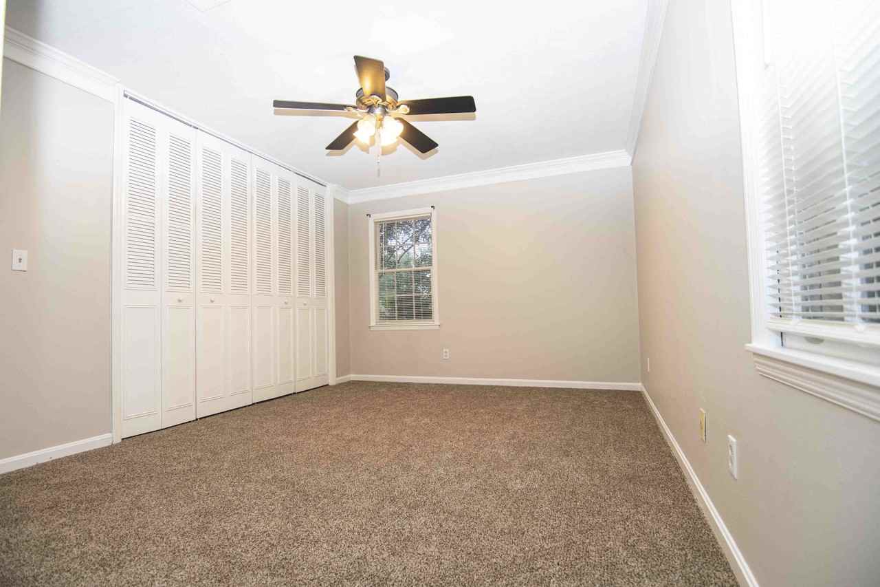 4100 King Arthur Pl #NA - Photo 6 of 12