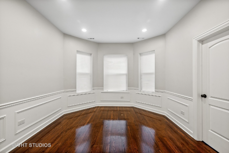 6607 S Sangamon St #2 - Photo 2 of 11