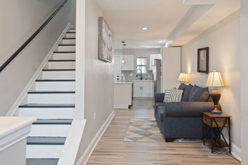 925 N Bradford St - Photo 2 of 9