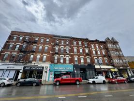 1549 W Chicago Ave #3 - Photo 1 of 1
