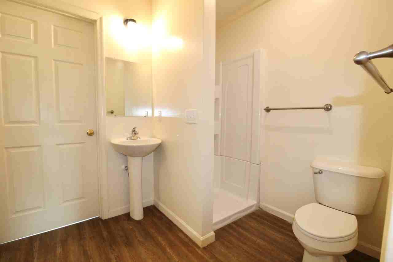 352 Old South High Street - Photo 6 of 24