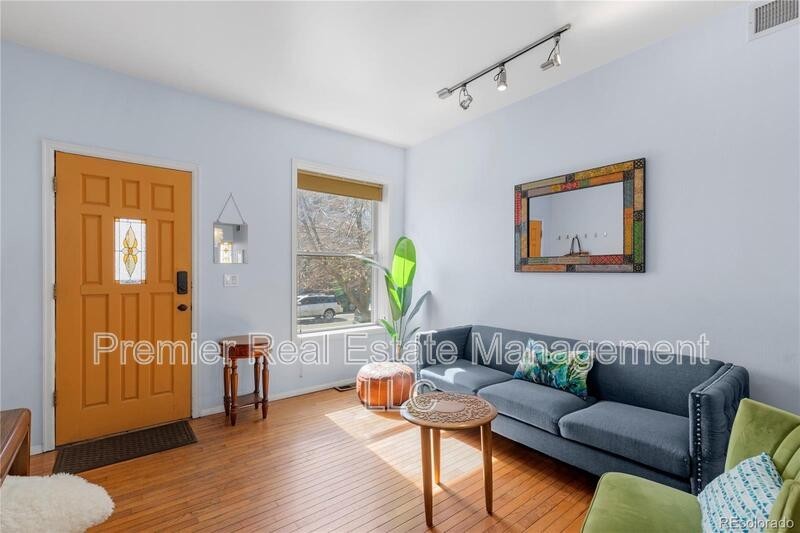 337 E 7th Ave - Photo 3 of 29
