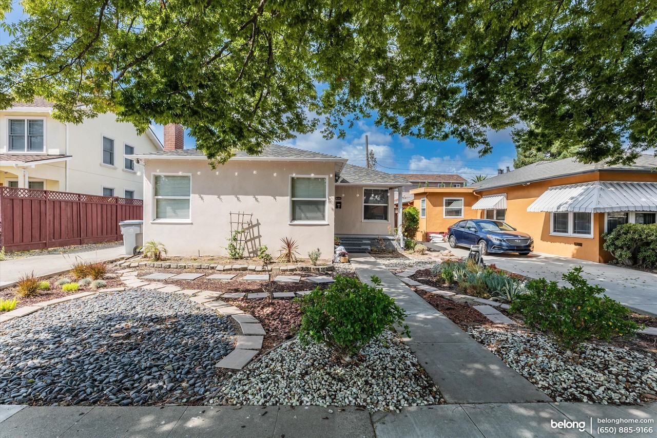 1319 Keoncrest Ave - Photo 2 of 17