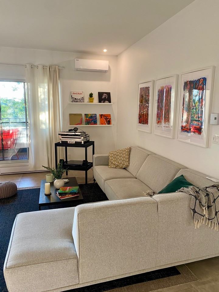 4400 Boulevard Champlain - Photo 3 of 19