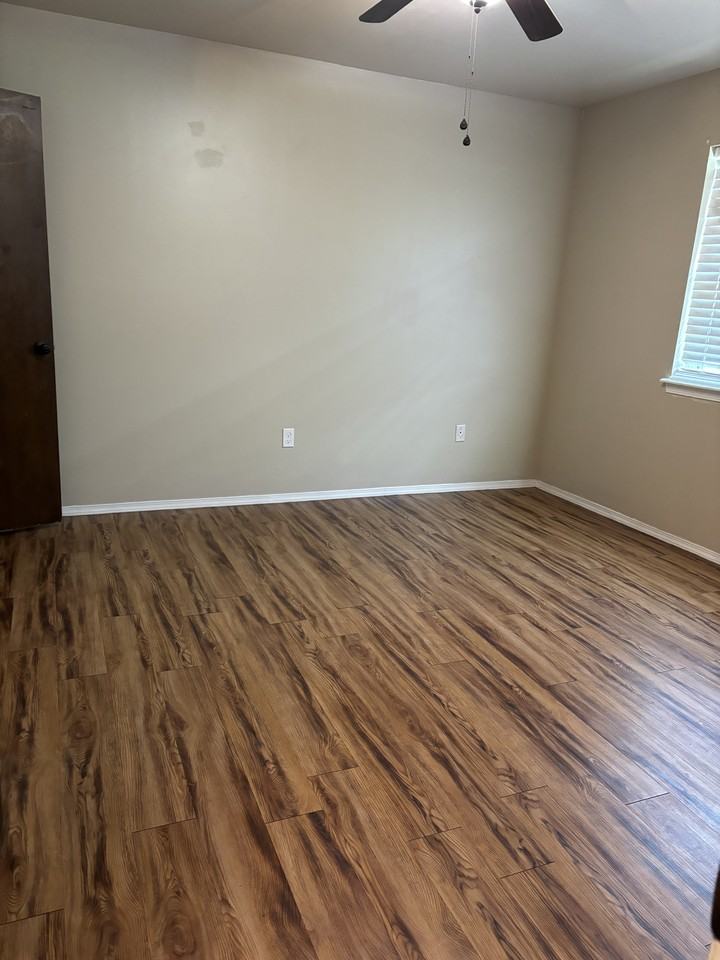 2615 16th Ave #NA - Photo 2 of 18