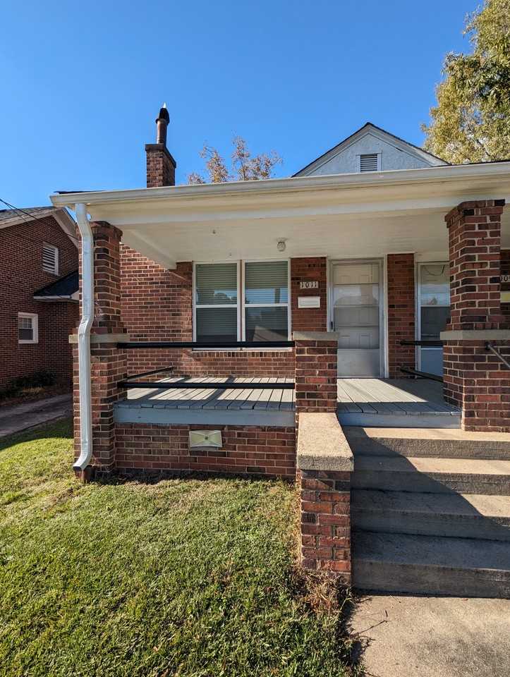 1011 S Church St #NA - Photo 3 of 16