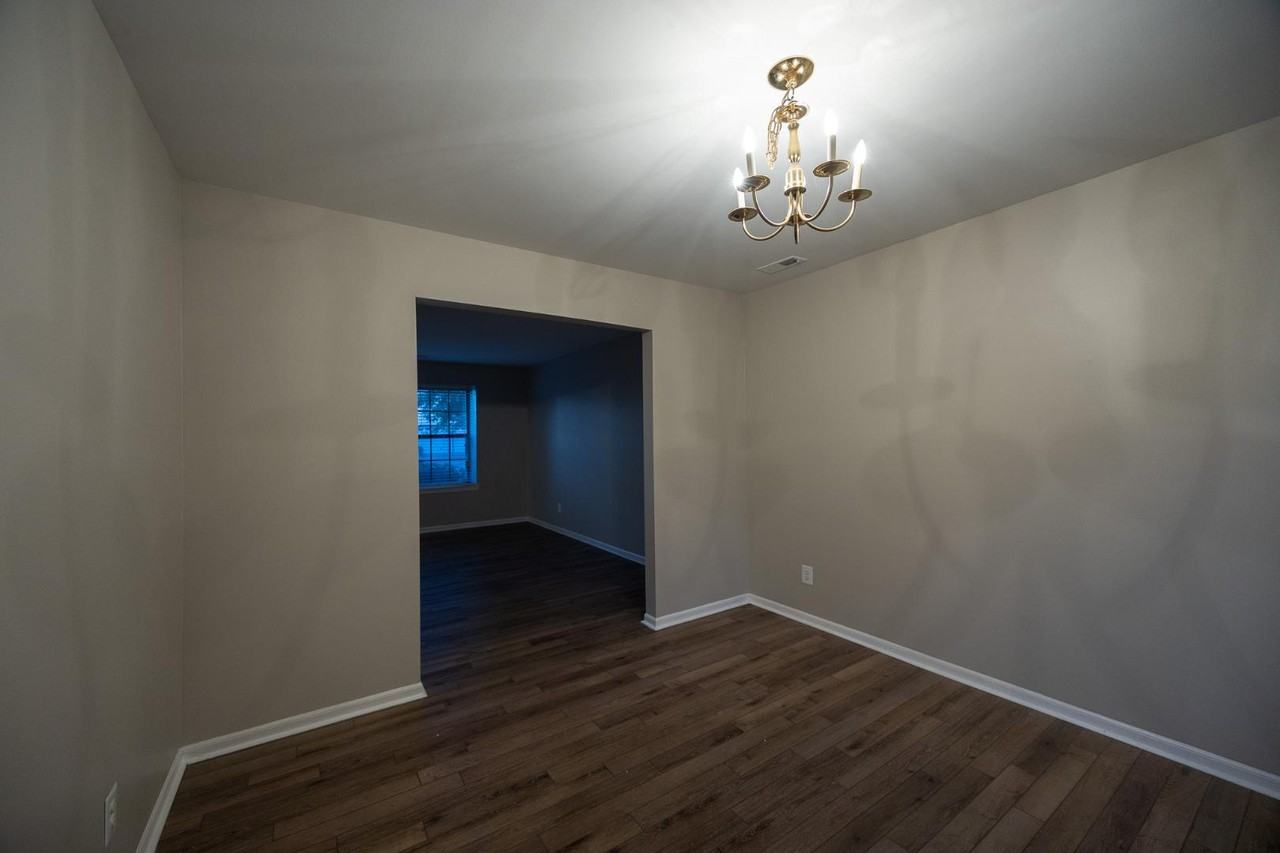 41 Country Hollow - Photo 2 of 21