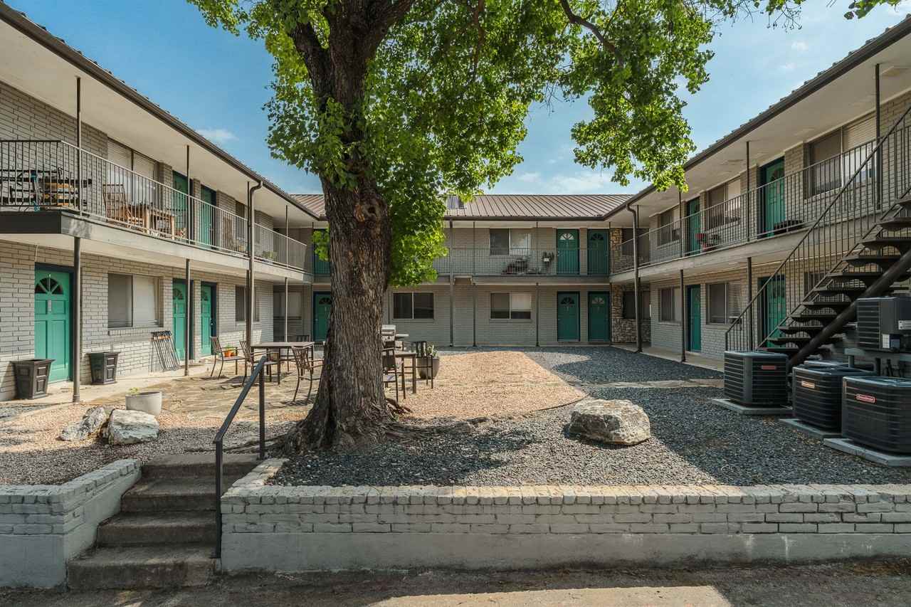 Tarrytown Flats - Photo 7 of 9