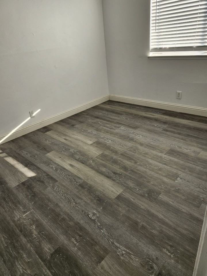 1674 East San Fernando Street - Photo 3 of 7