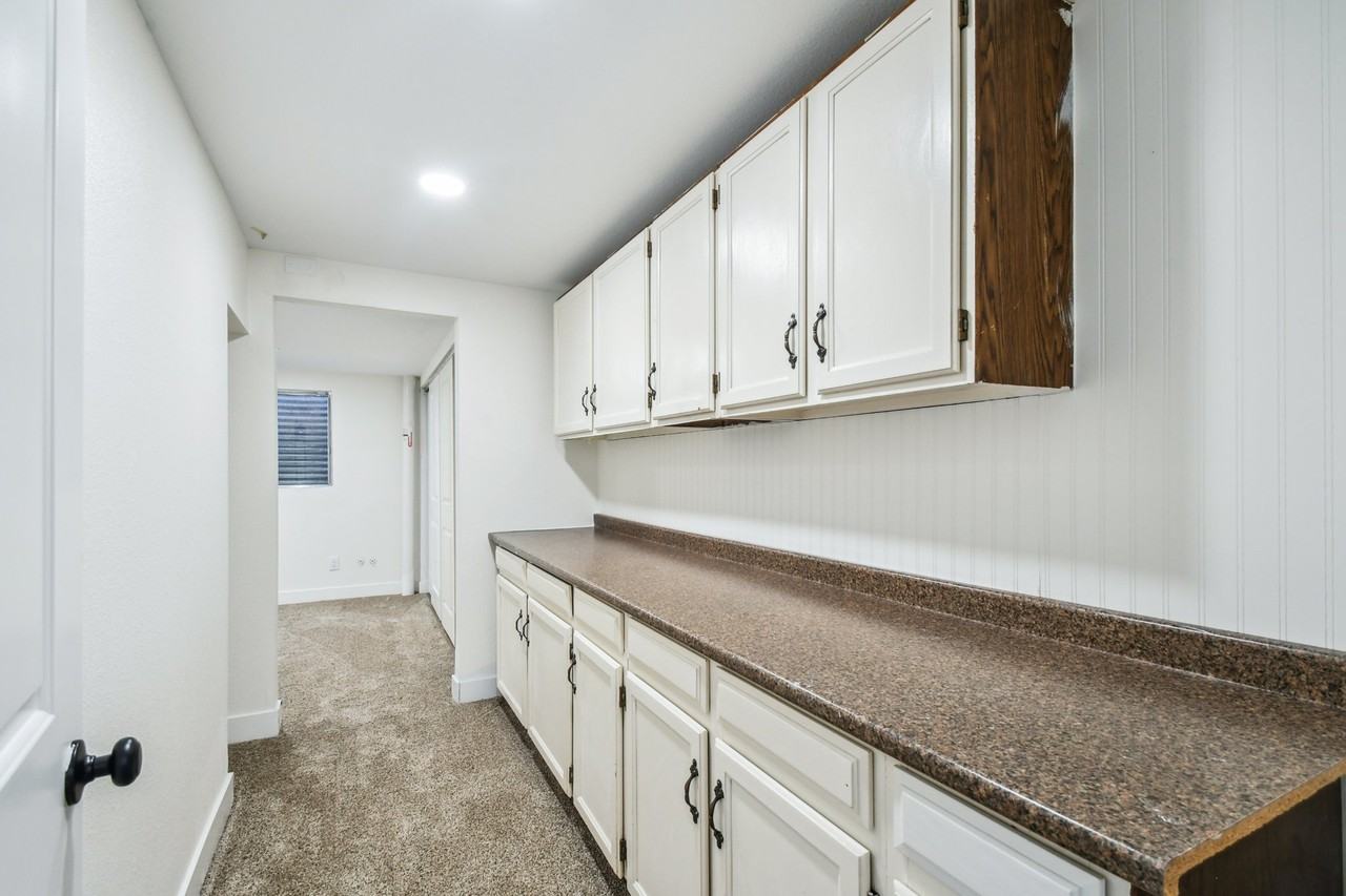 7301 E Long Ave - Photo 3 of 10