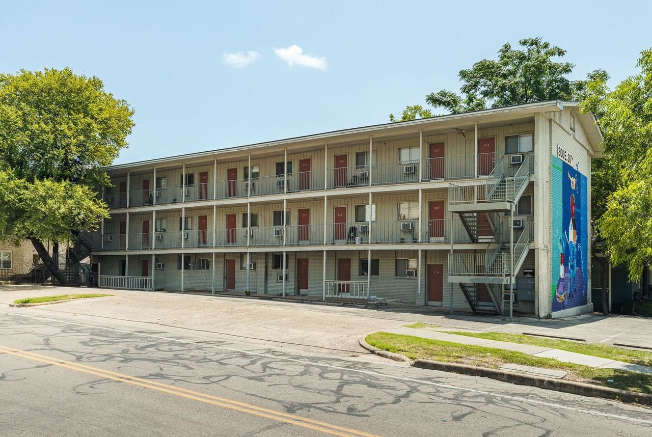 Campus Crossing - Photo 2 of 30