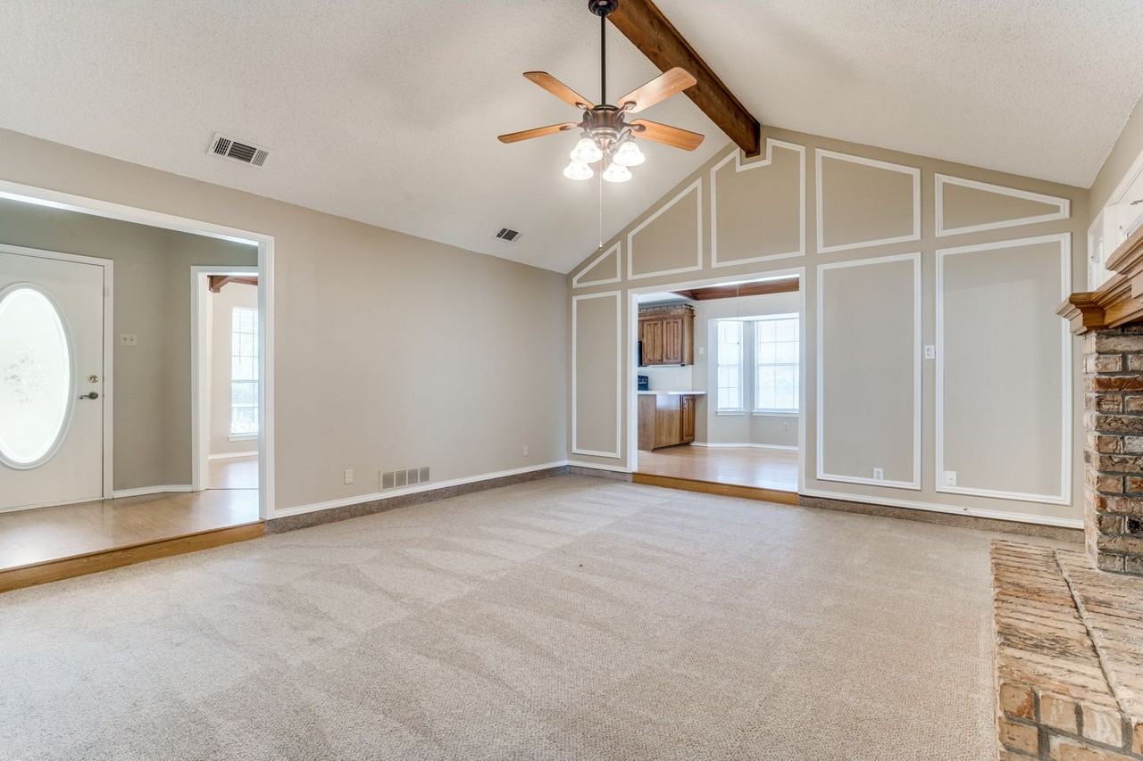 1001 Jorgenson Rd - Photo 4 of 26