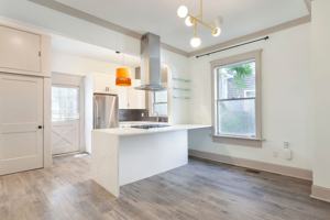 featured image of 720 Penn Ave Ne