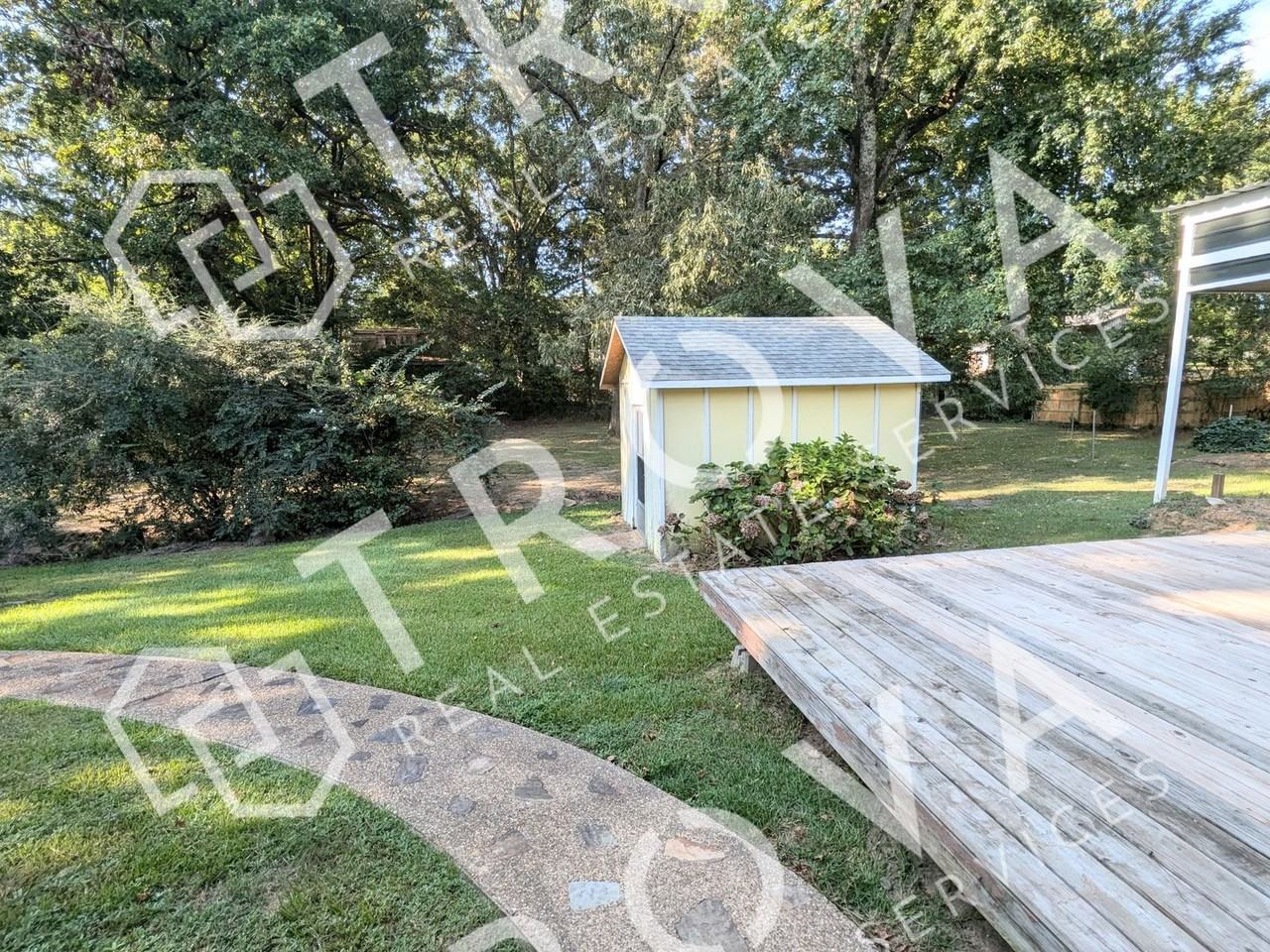 4203 Airline Dr - Photo 3 of 10