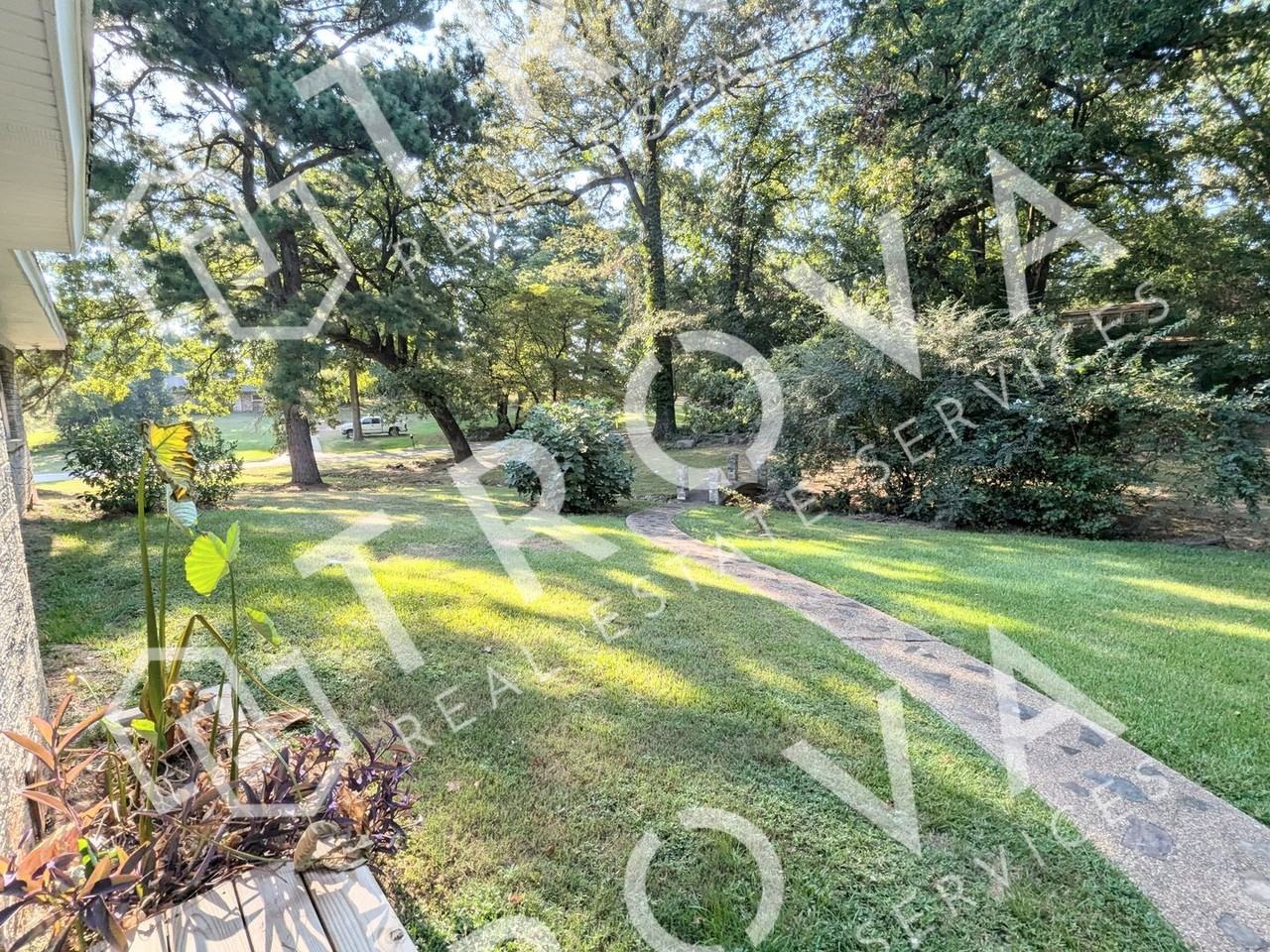 4203 Airline Dr - Photo 4 of 10
