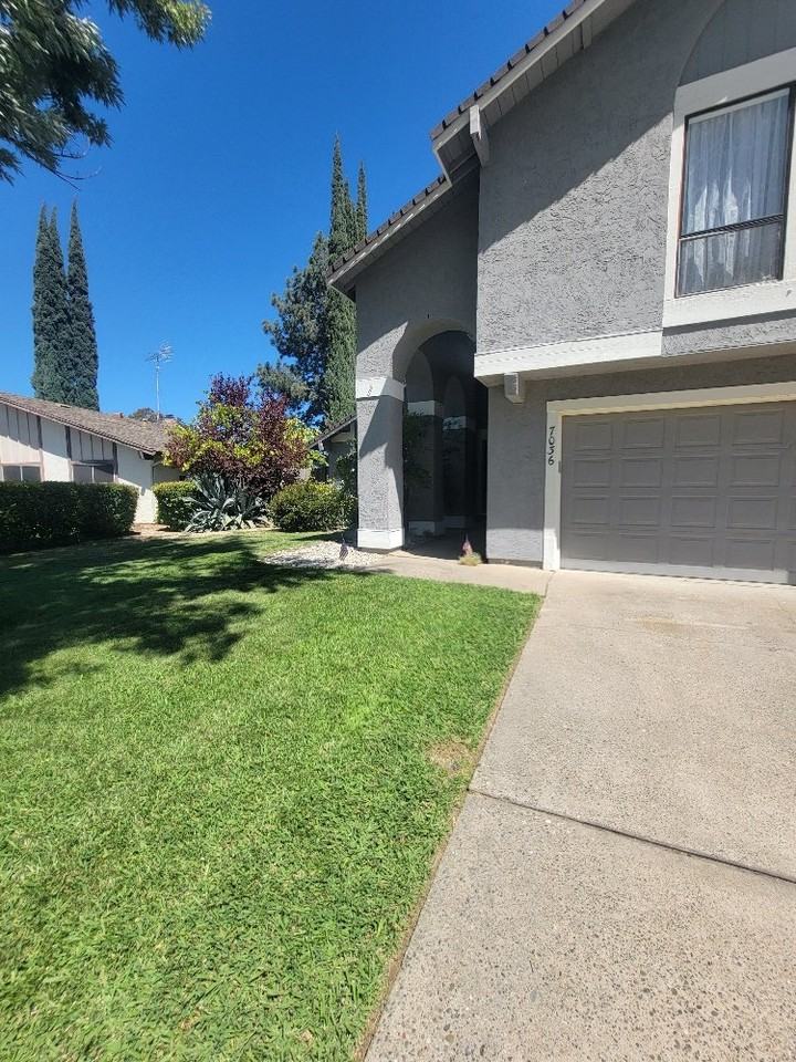 7036 Kingsmill Way - Photo 2 of 23