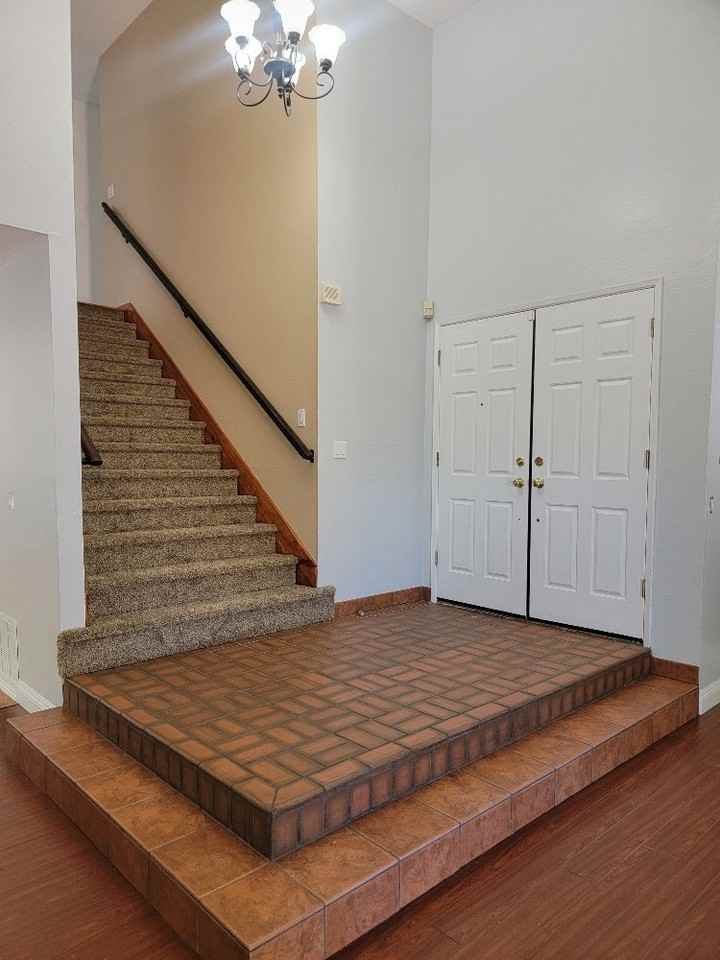 7036 Kingsmill Way - Photo 3 of 23