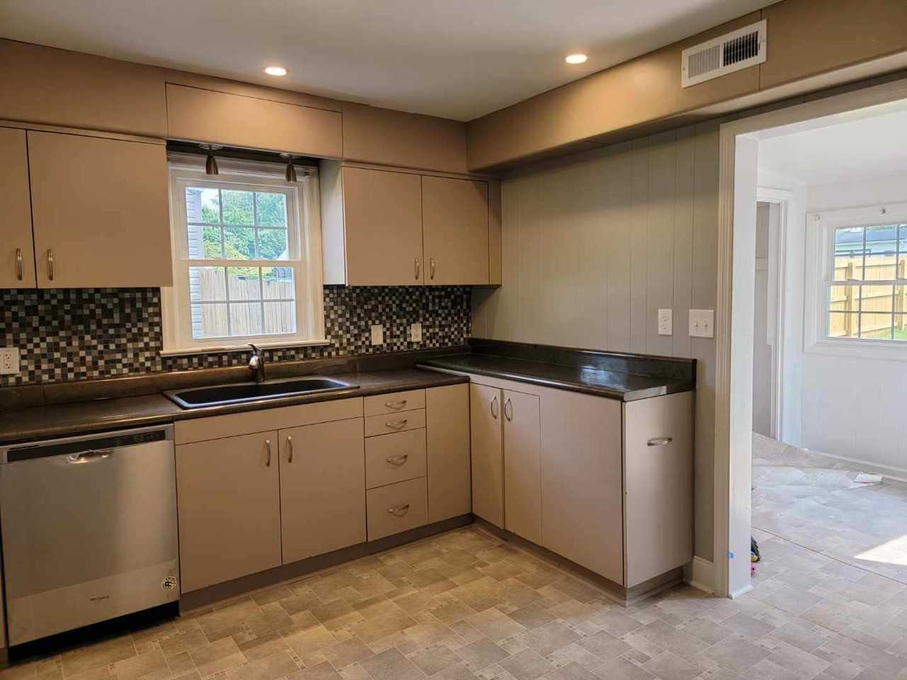 4911 Fralin Rd Nw #NA - Photo 2 of 7