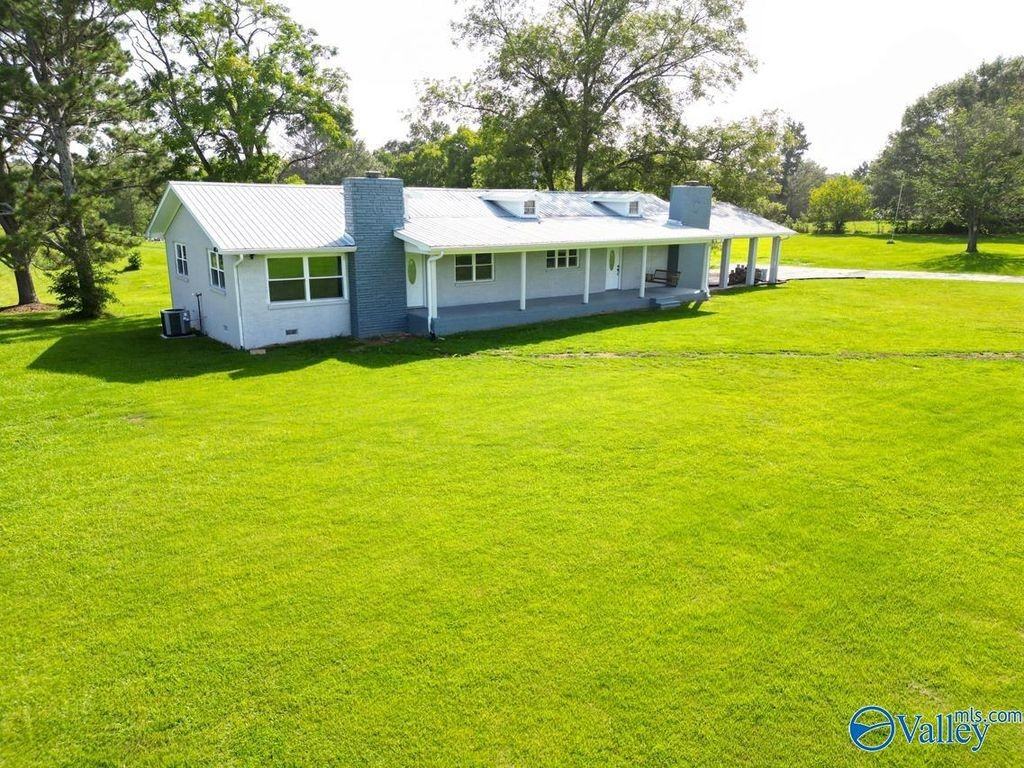 3081 Union Grove Rd - Photo 3 of 50