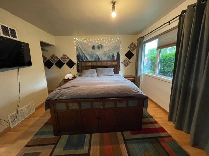 1238 G St - Photo 2 of 9