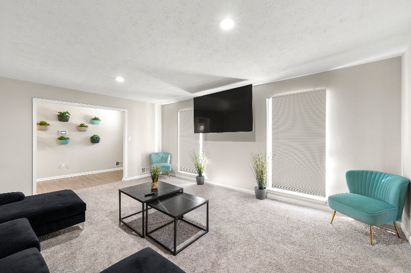 5330 Warrington Pl - Photo 4 of 20