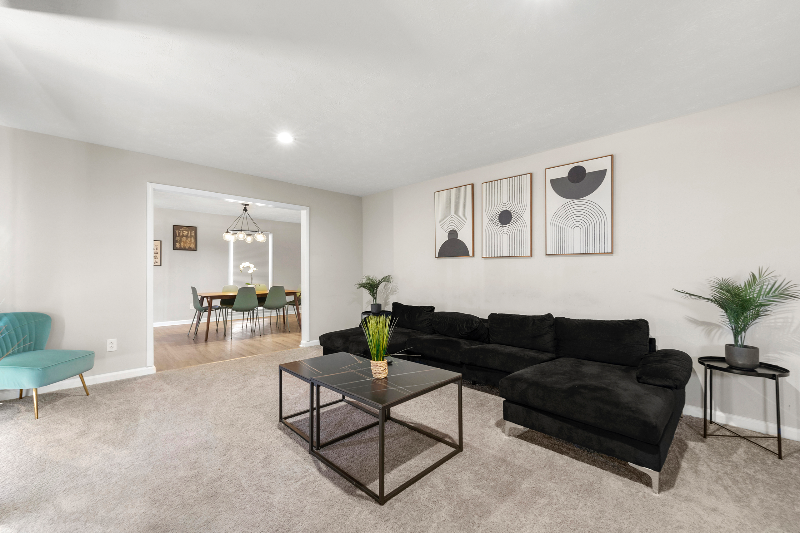 5330 Warrington Pl - Photo 5 of 20