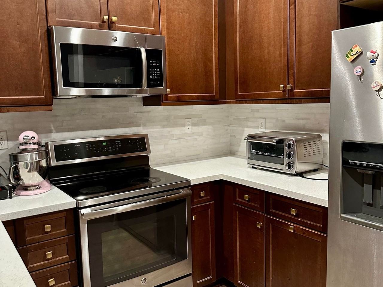 47 Jensen Ct - Photo 3 of 11