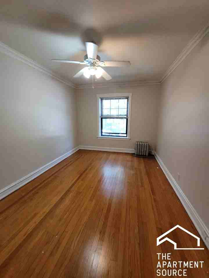 800 Washington St #3 - Photo 2 of 5