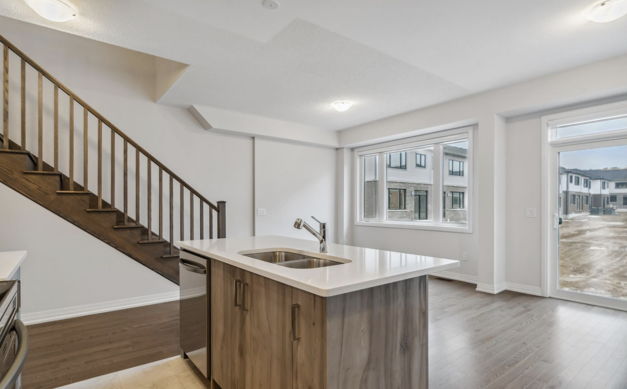 108 Yale Drive - Photo 2 of 11