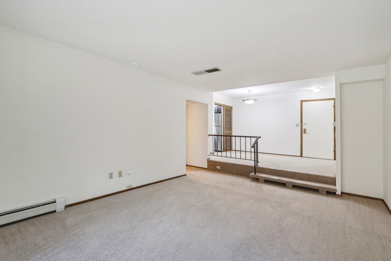 Serafino Square Luxury Apartments - Photo 7 of 30