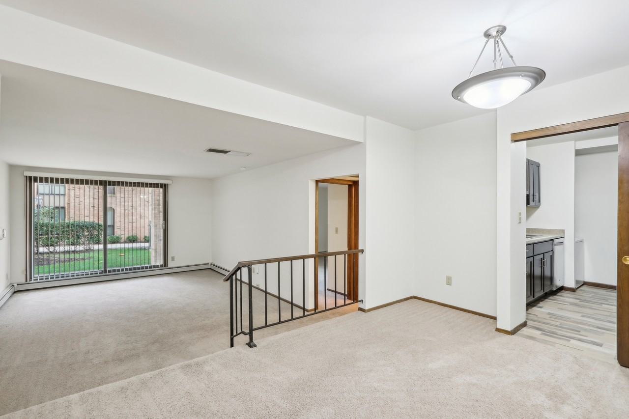 Serafino Square Luxury Apartments - Photo 6 of 30