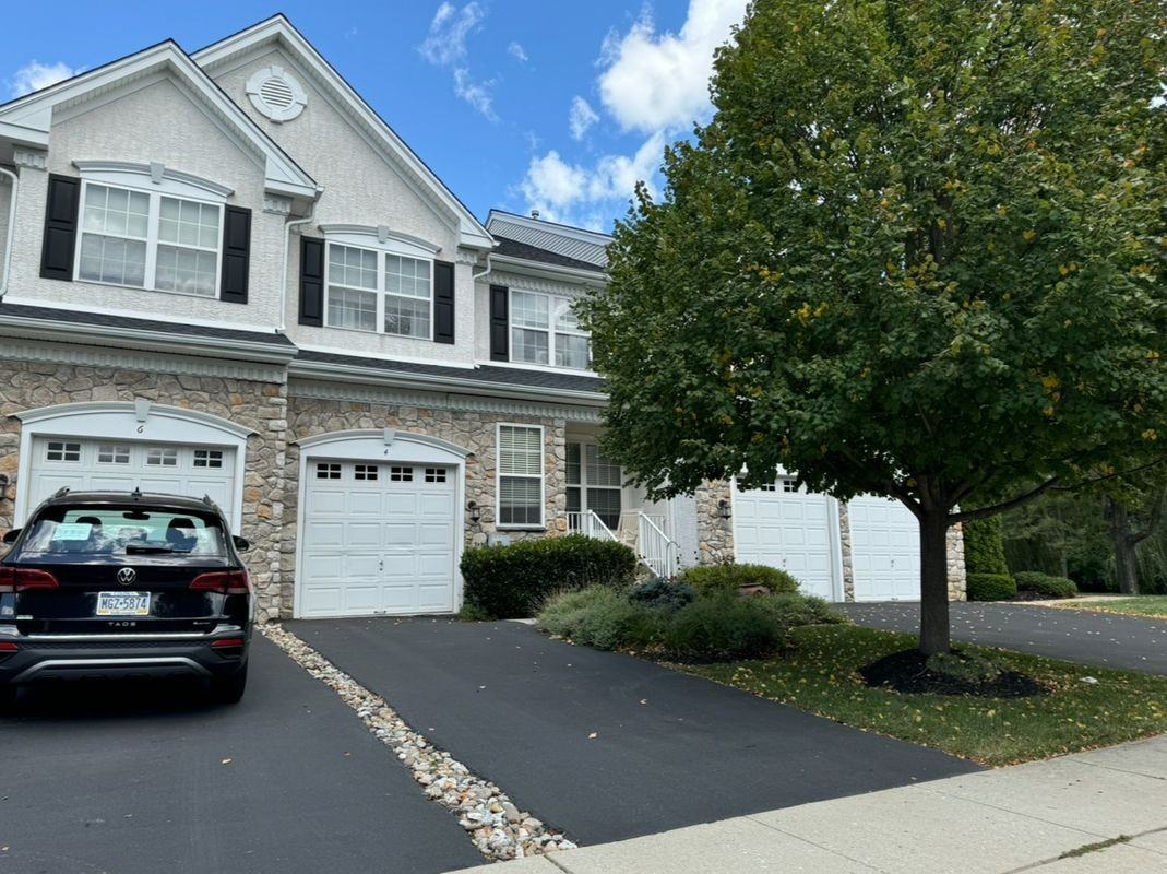 4 Portsmouth Cir - Photo 2 of 14