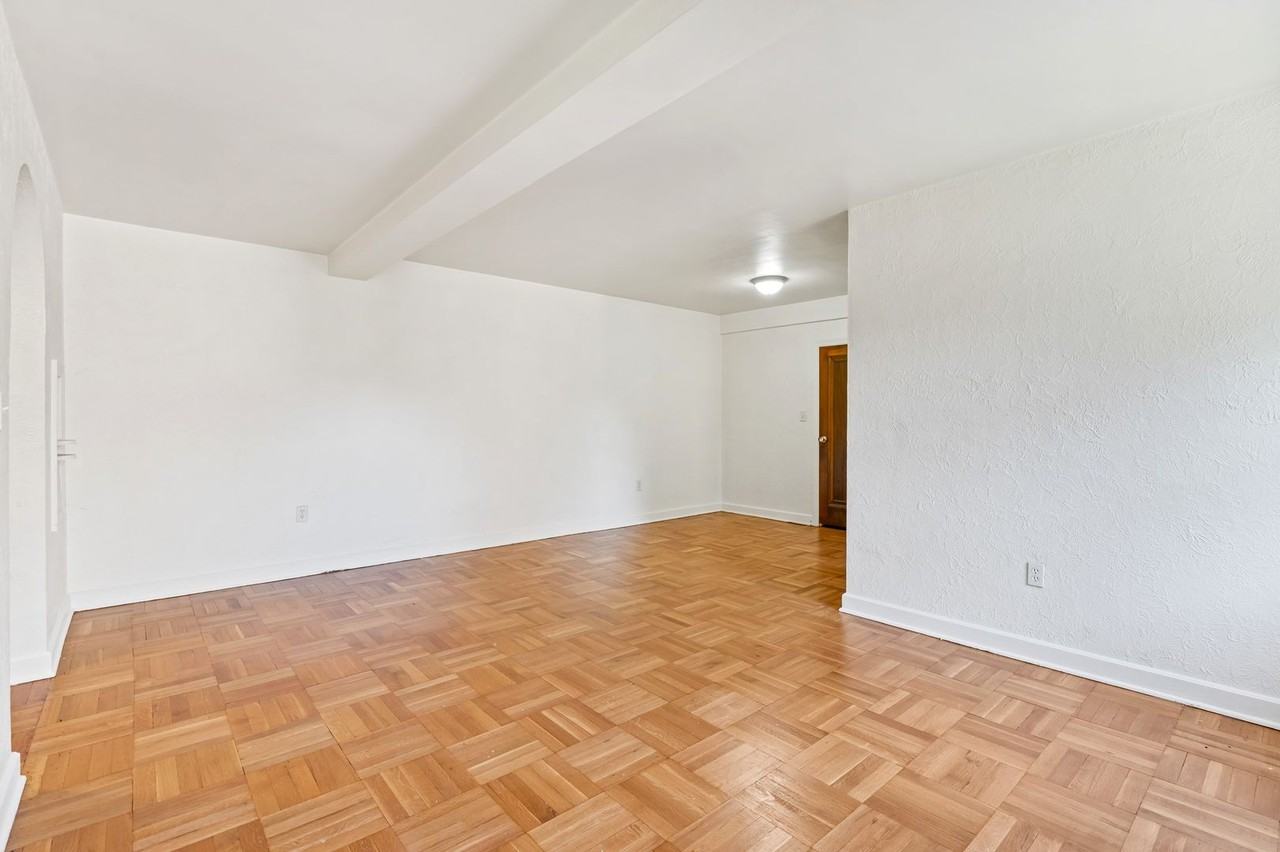 3336 Brownsville Rd - Photo 5 of 20