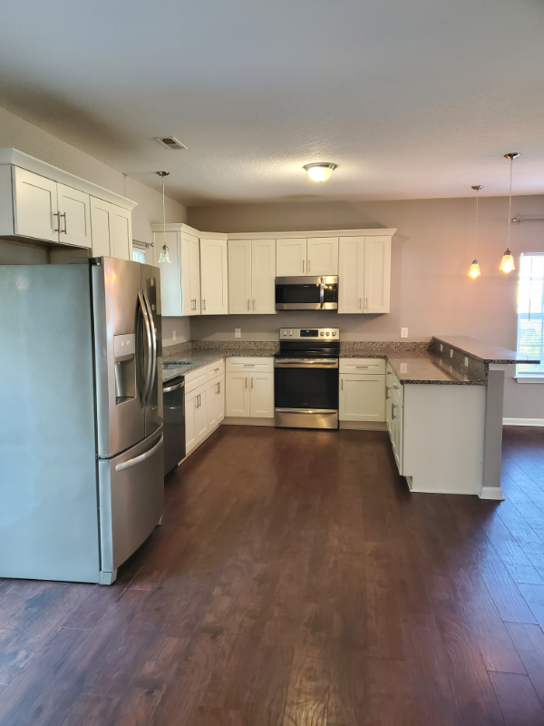 1533 Manson St - Photo 3 of 18