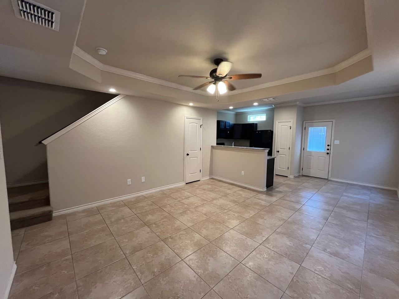 6846 Lakeview Dr #102 - Photo 3 of 29