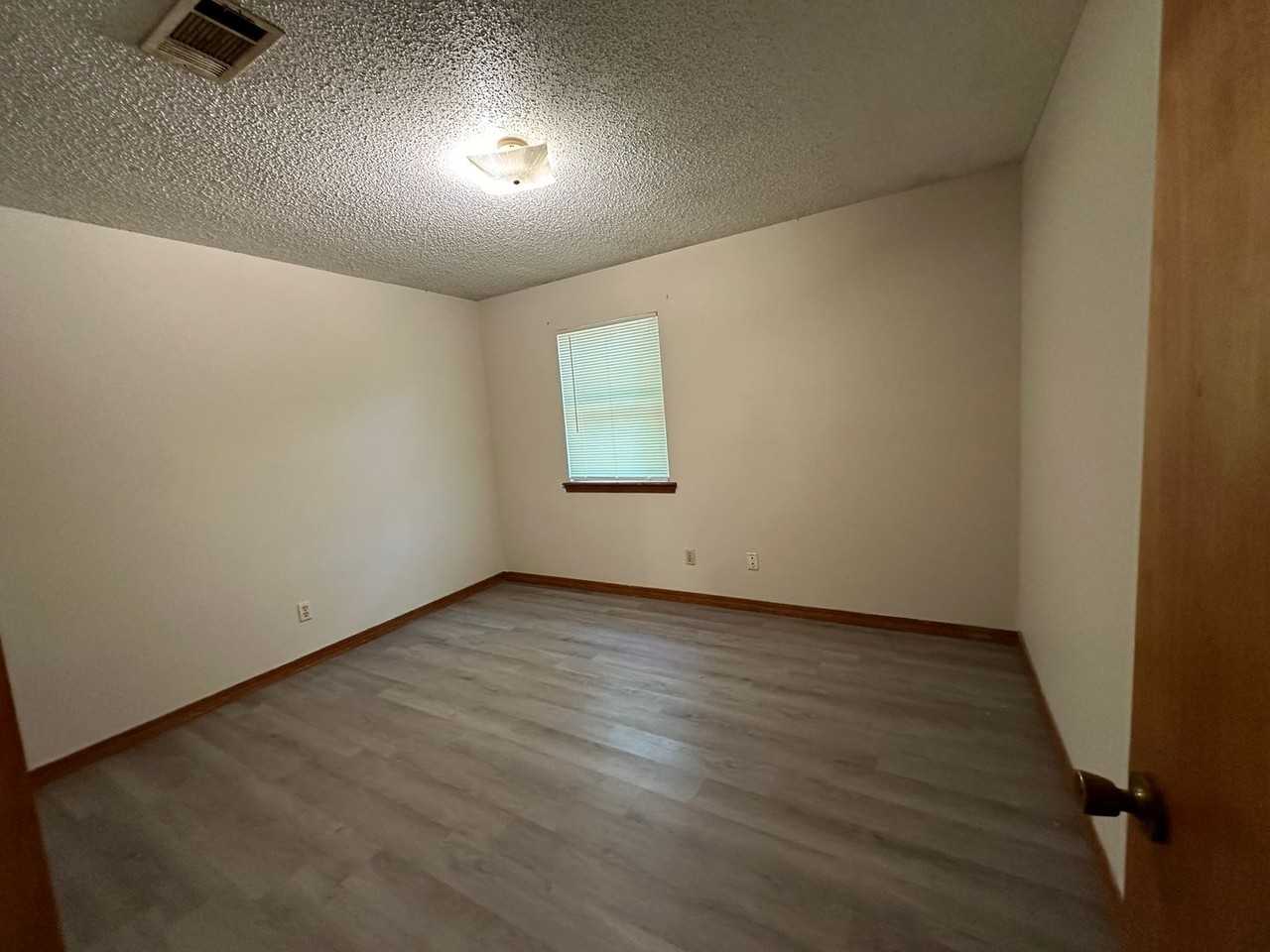 N Nashville Condos - Photo 5 of 14