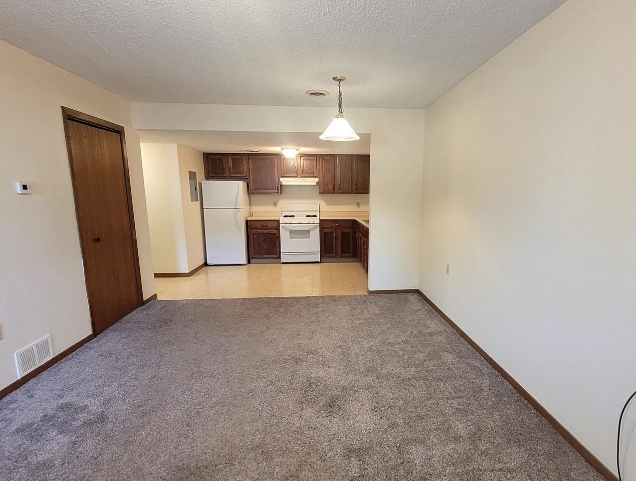 Courtyard Apartments - Photo 6 of 36