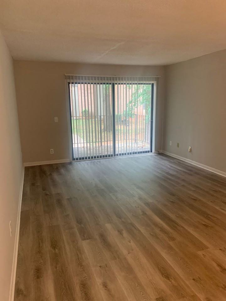 401 Orchard Trace Ln #6 - Photo 3 of 13