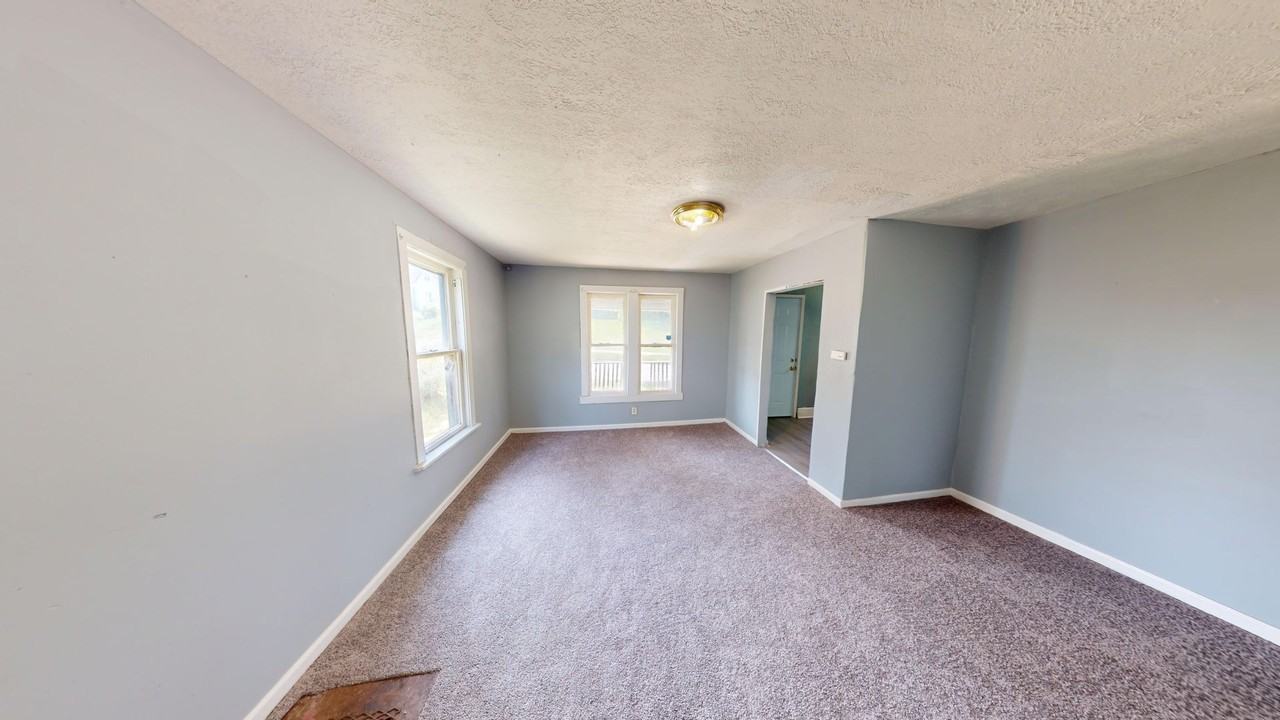 293 E 1st St - Photo 4 of 13