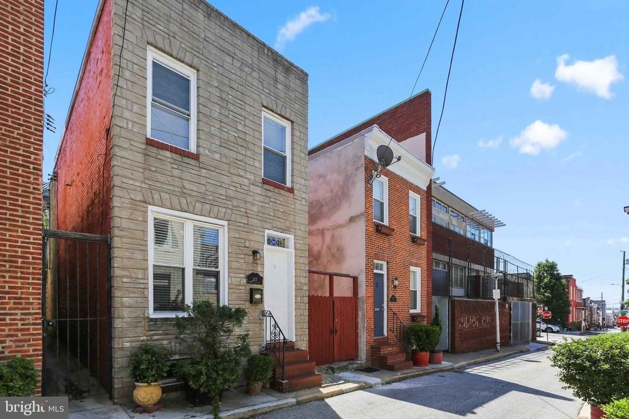 243 S Madeira St - Photo 2 of 24