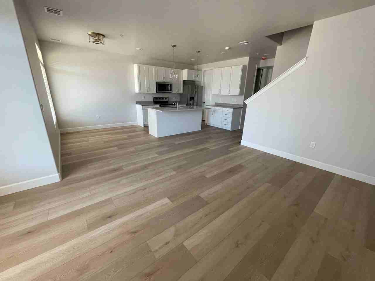 1013 N 1030 W - Photo 2 of 20