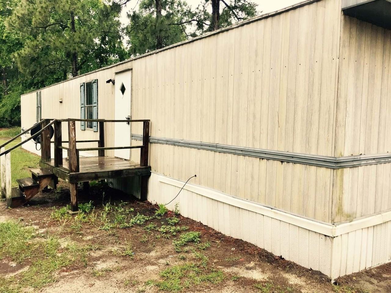 5 Sandy Ln - Photo 2 of 8