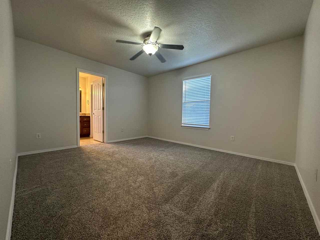 2923 Woodbridge Street - Photo 6 of 13