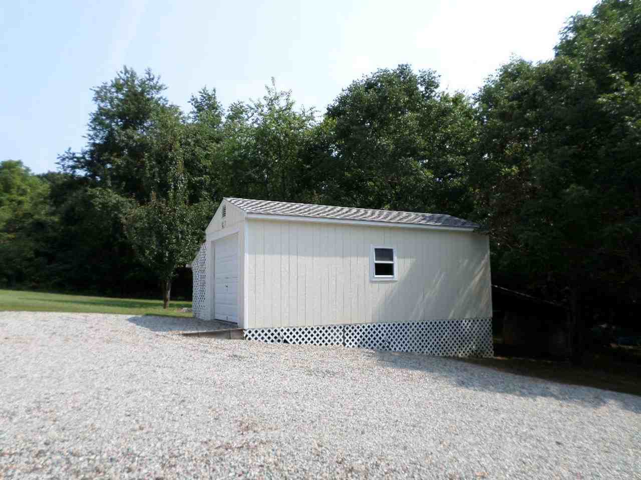 2770 Buckstone Dr - Photo 2 of 12