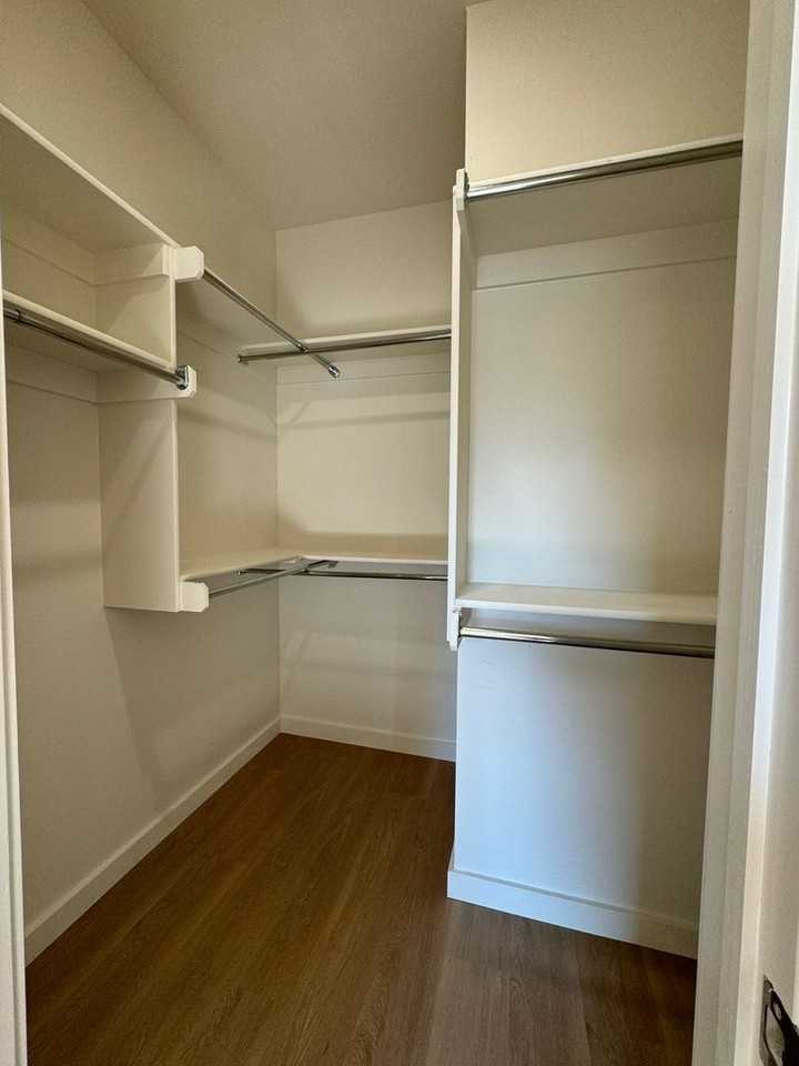 1604 S 6th St - Photo 6 of 10